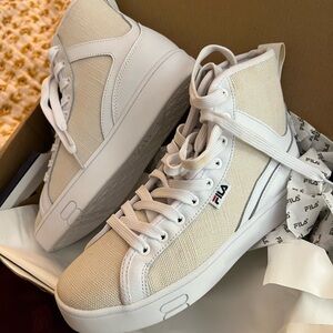 Fila high top tennis shoes
